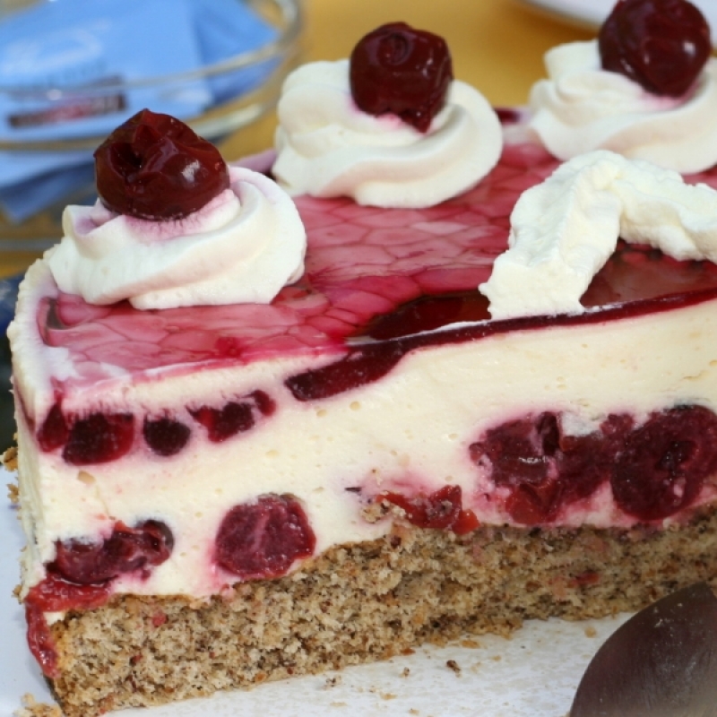 Cranberry Layered Cheesecake Recipe