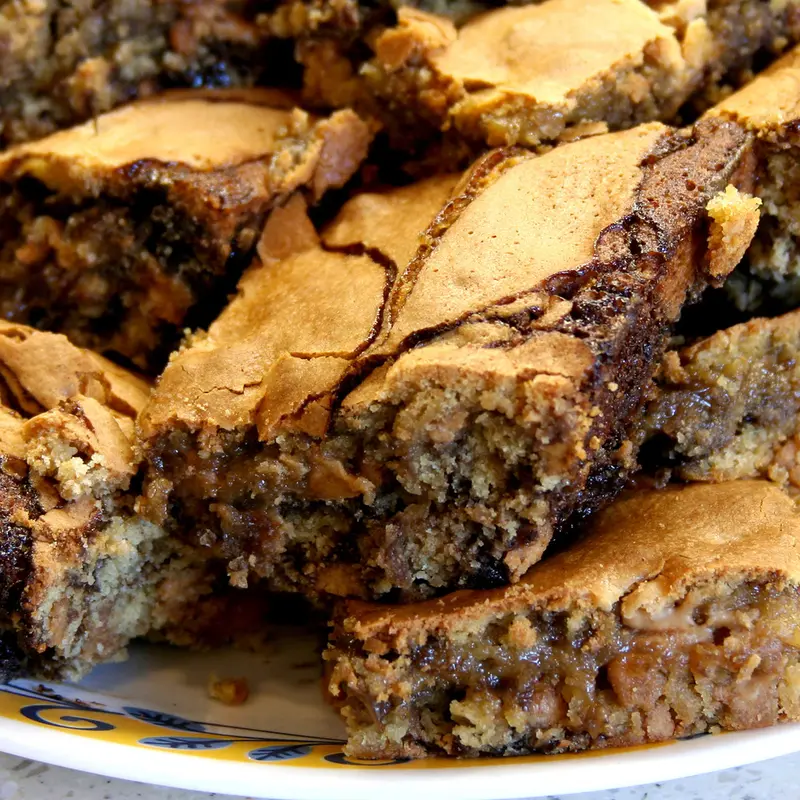 Peanut Butter Blonde Brownies