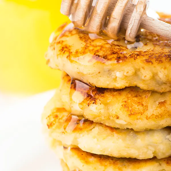 Fluffy Cinnamon Cottage Cheese Pancakes