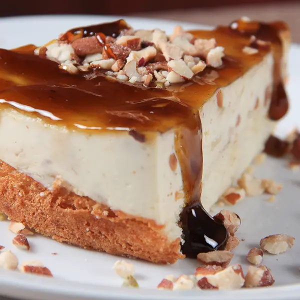 Hot n Fudgy Praline Cheesecake