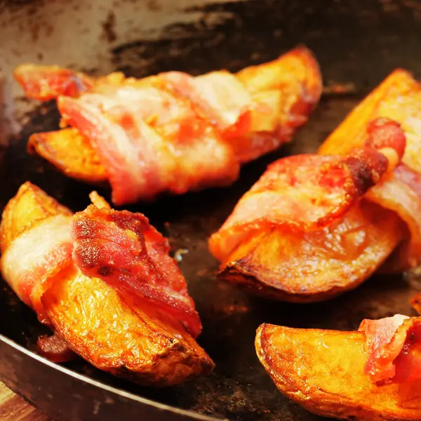 Baked Bacon Potato Wedge Tapas