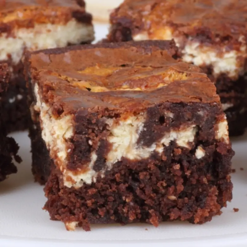 Easy Cheesecake Brownies