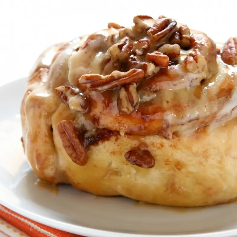 Toasted Pecan Cinnamon Buns