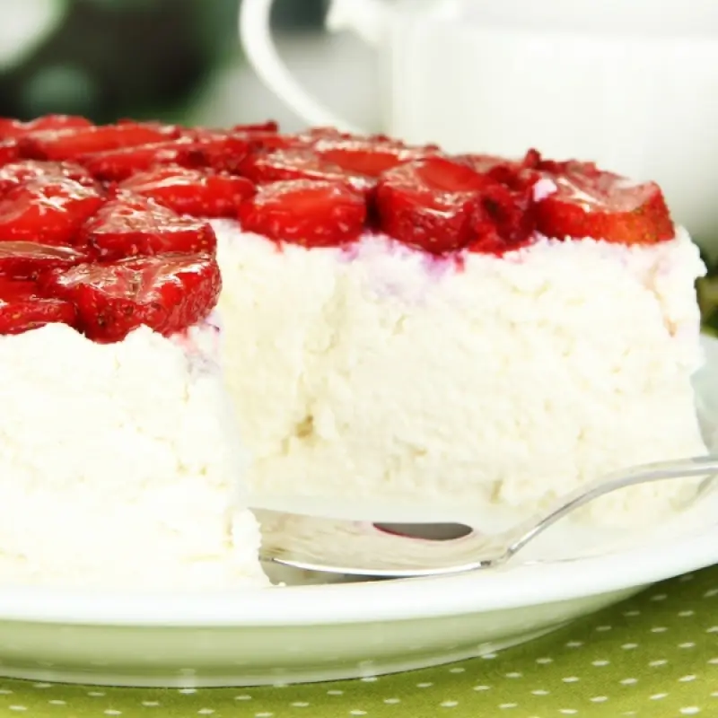 White Chocolate Cheesecake with Glazed Strawberry Topping