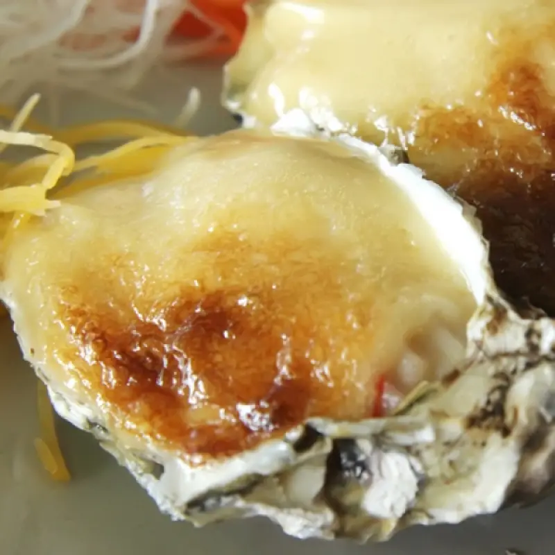 Garlic and Cheese Baked Oysters