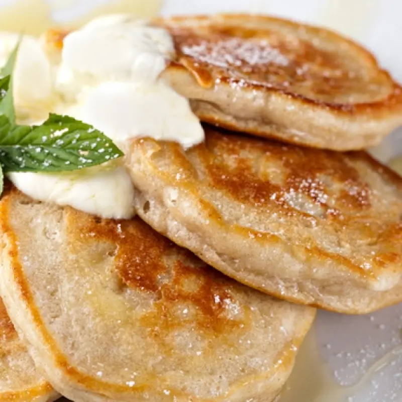 Thick Pancakes With Sour Cream