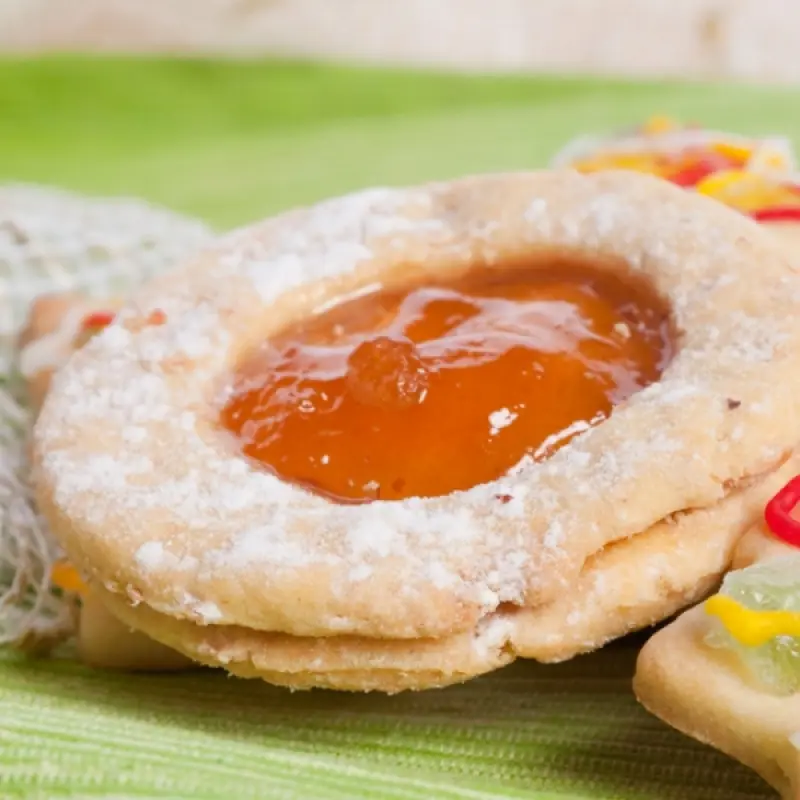 Plum Jam Sandwich Cookies