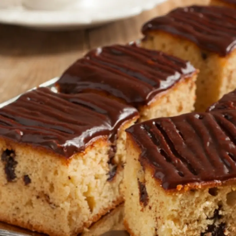 Peanut Butter Cake With Chocolate Chips