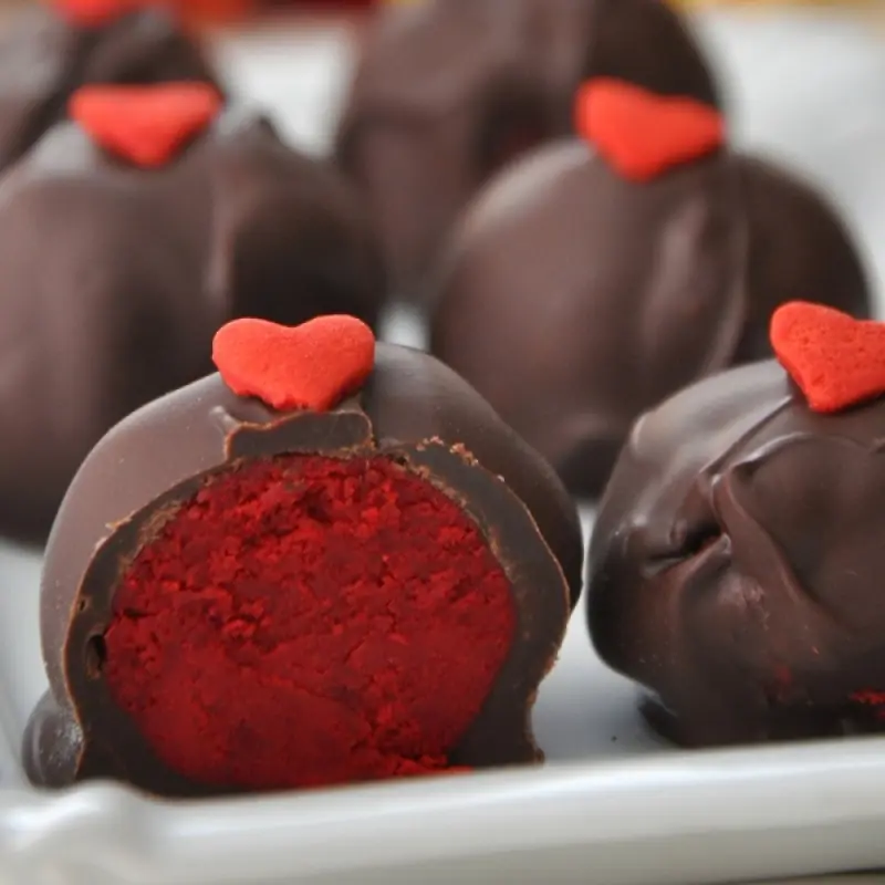Red Velvet Cake Pops