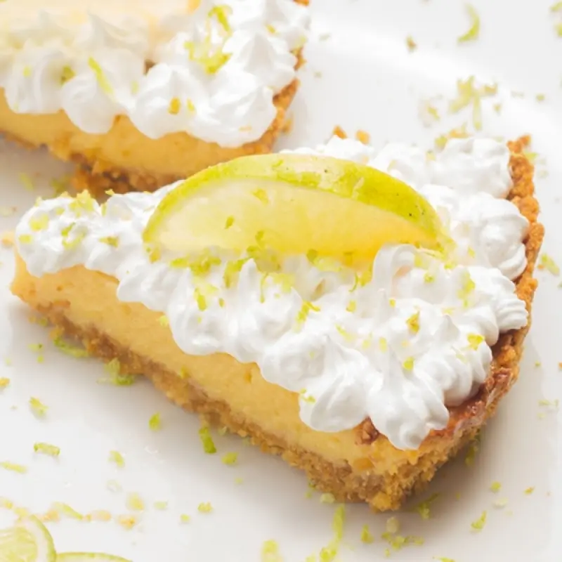 Lemon Whipped Cream Graham Pie
