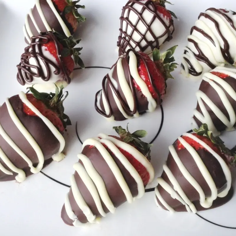 Chocolate Dipped Strawberries