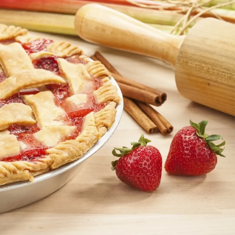 Strawberry And Rhubarb Pie