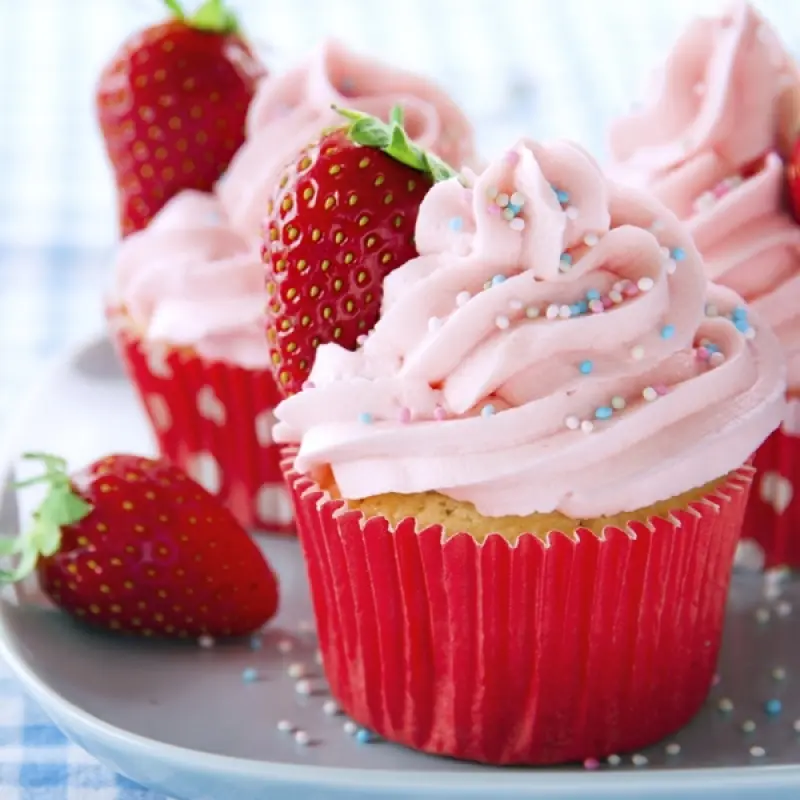 Vanilla Cupcakes With Pink Frosting