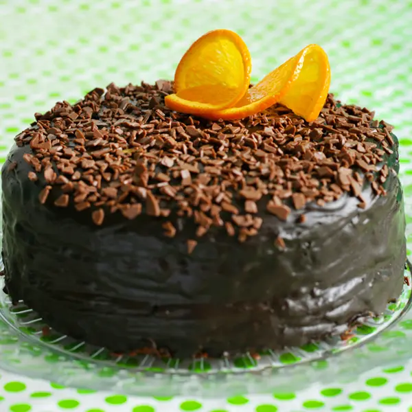 Chocolate Cake with Ganache Glaze