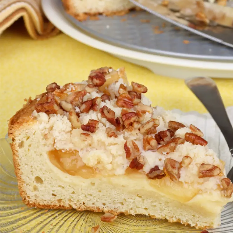 Apple Streusel Coffee Cake
