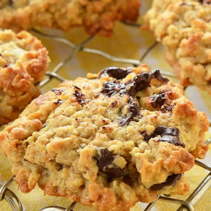Oatmeal Chocolate Chip Cookies