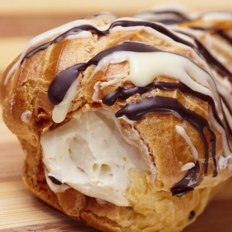 Creamy Eclair