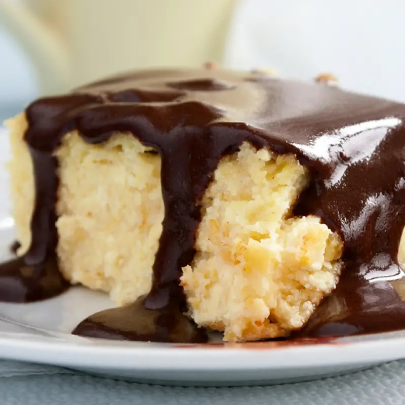Yellow Apple Cake