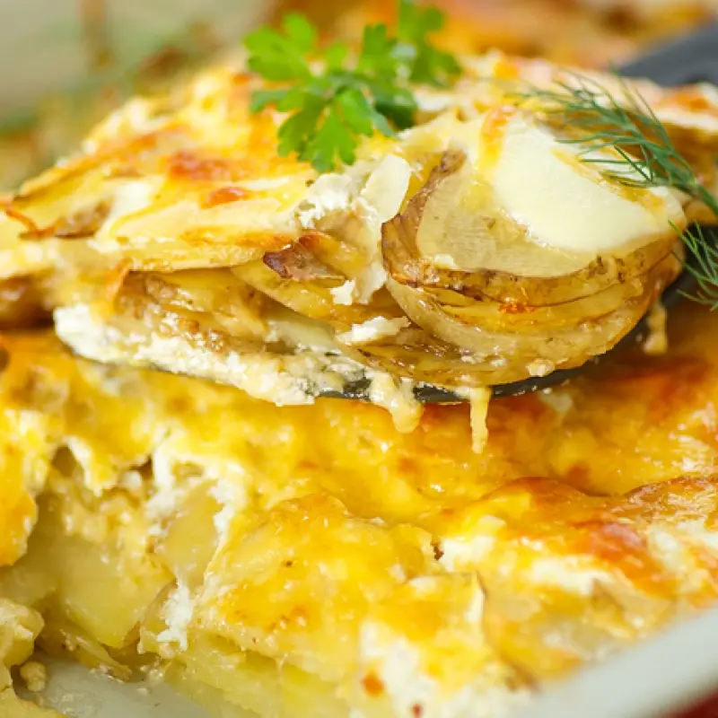 Layered Potatoes With Cheese