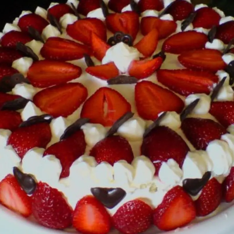 Sweet Snowy Strawberry Ice Cream Cake