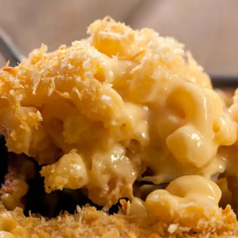 Classic Macaroni and Cheese