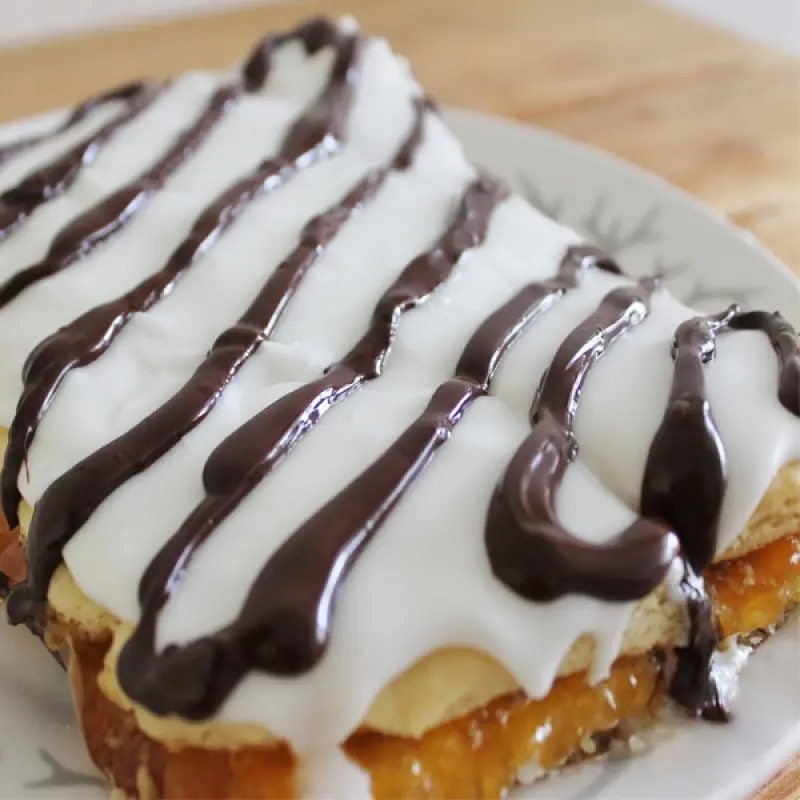Supreme Lemon Apricot Cake