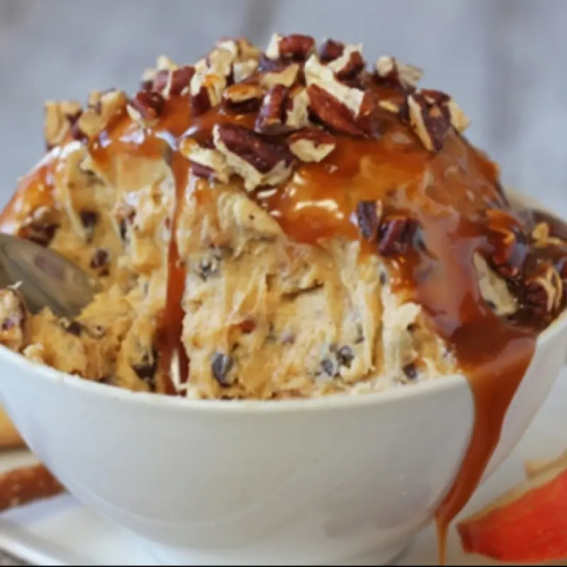 Pecan-Caramel Cheesecake Dip