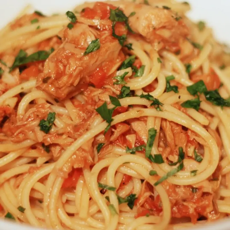 Spaghettini with Tuna Sauce