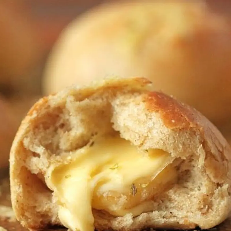 Stuffed Cheese Buns