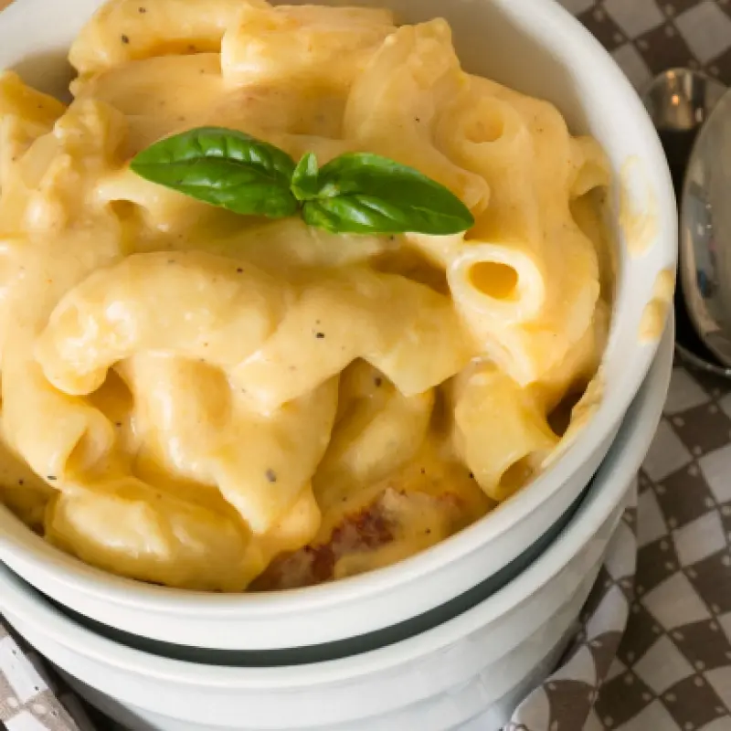 One Pot Macaroni and Cheese in a Rice Cooker