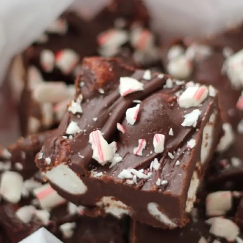 Peppermint Marshmallow Fudge