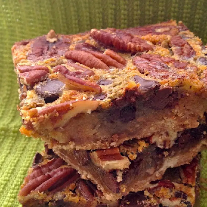 Chocolate Pecan Pie Bars