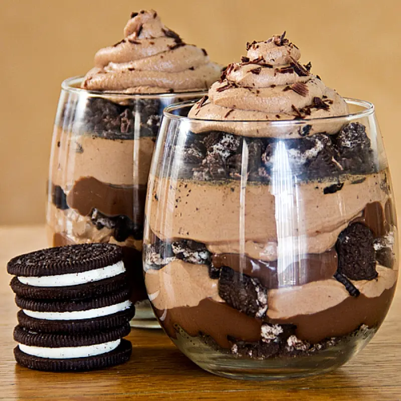 Rich Chocolaty Cookies n Cream Parfaits