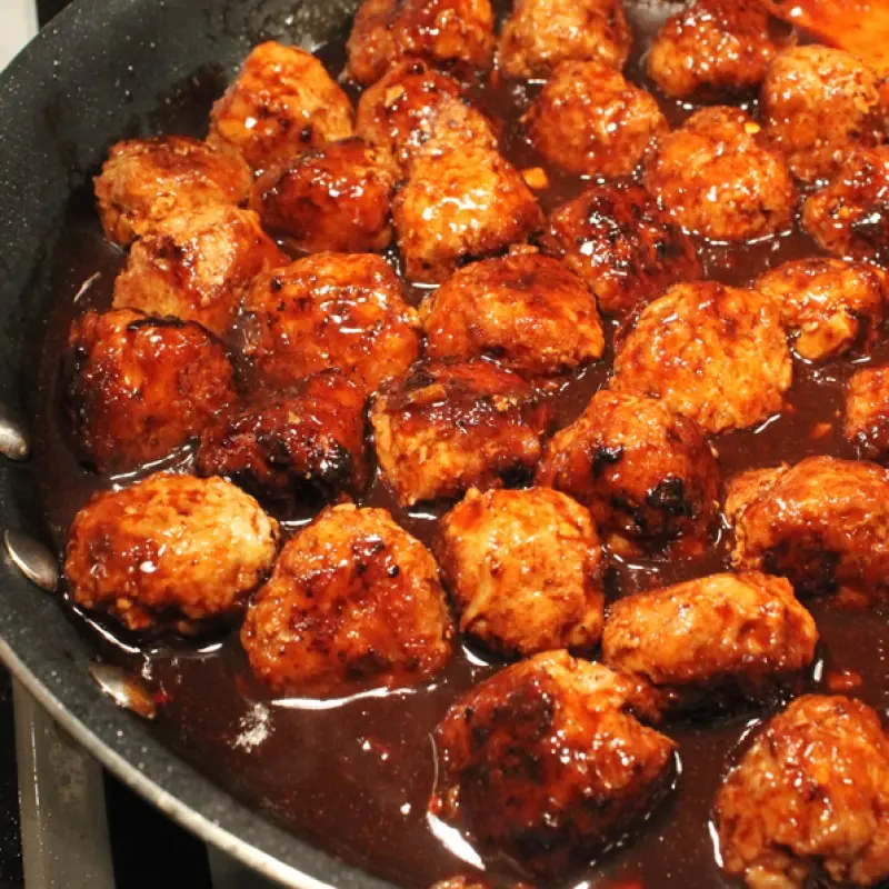 Apple Meatballs in Wine Sauce