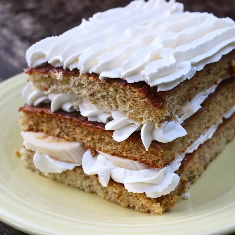 Bavarian Banana Cake
