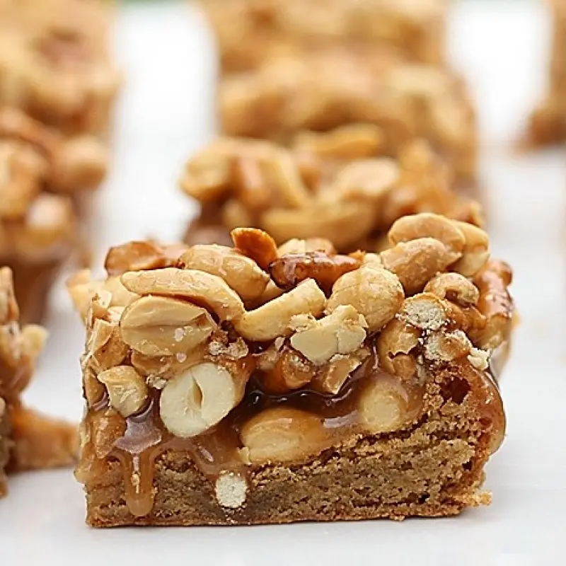 Butterscotch Blondie Bars with Peanut-Pretzel Caramel