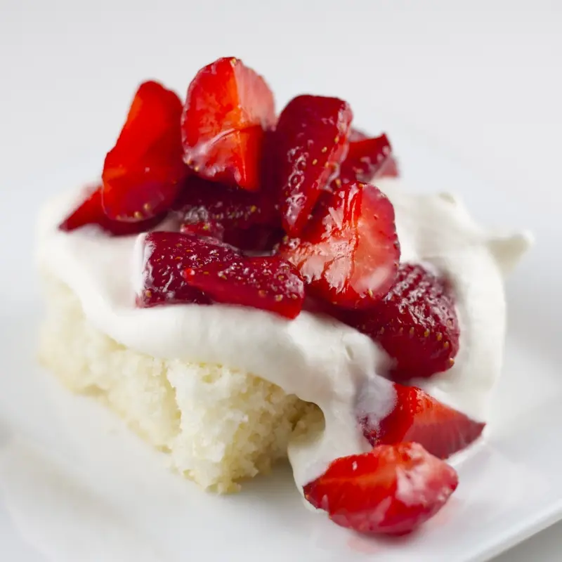 Vanilla Cake Strawberry Shortcake