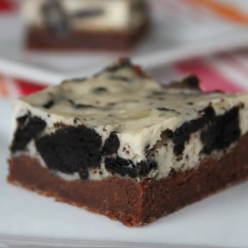 Brownie Oreo Cheesecake Bars
