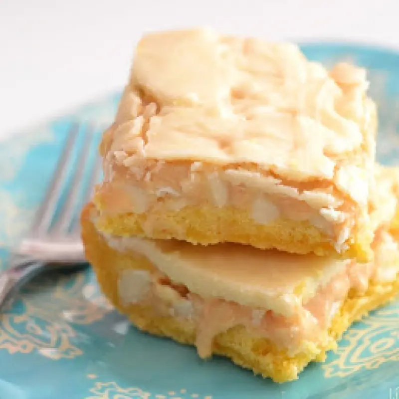 White Chocolate Marshmallow Cake Bars