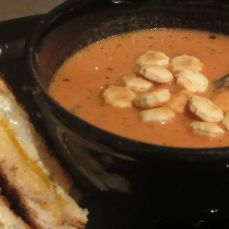 Simple Ingredient Homemade Tomato Soup