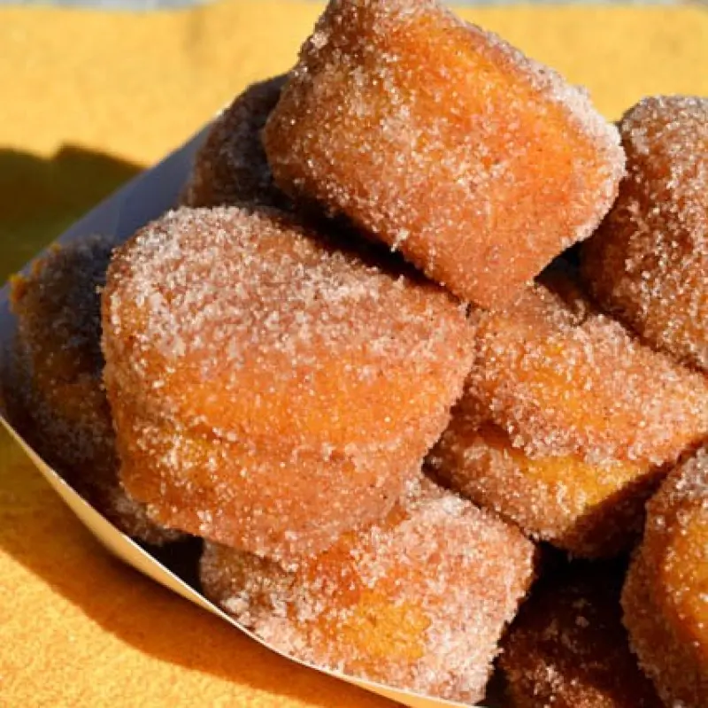 Mini Pumpkin Donut Muffins