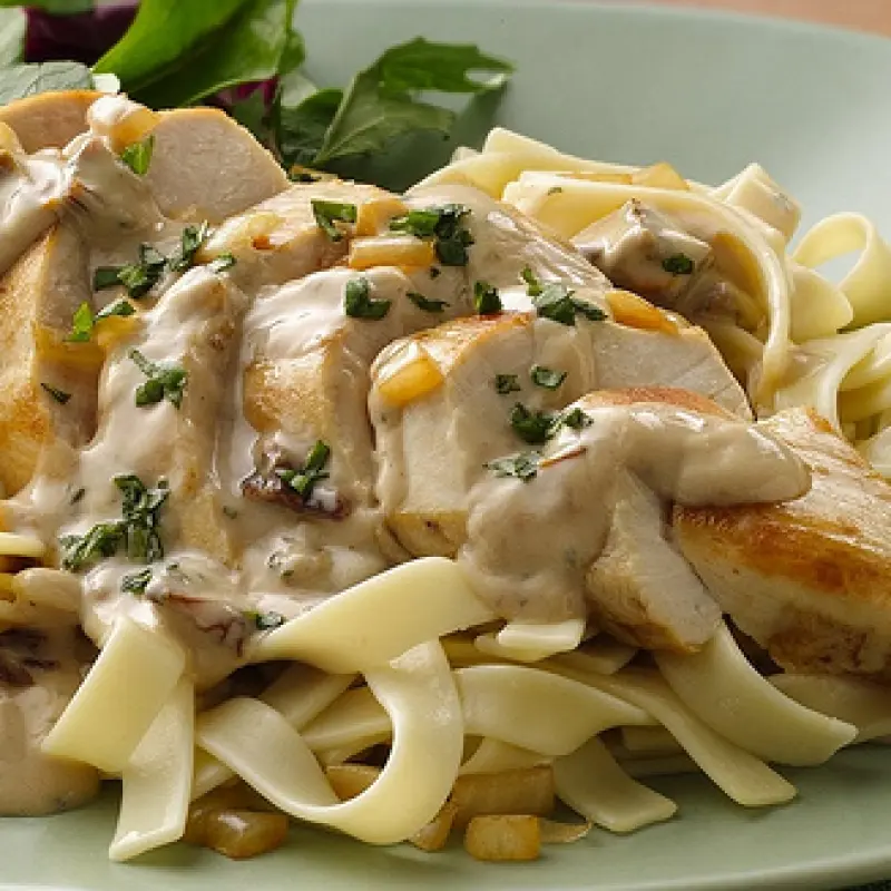 Chicken Fettuccine Alfredo