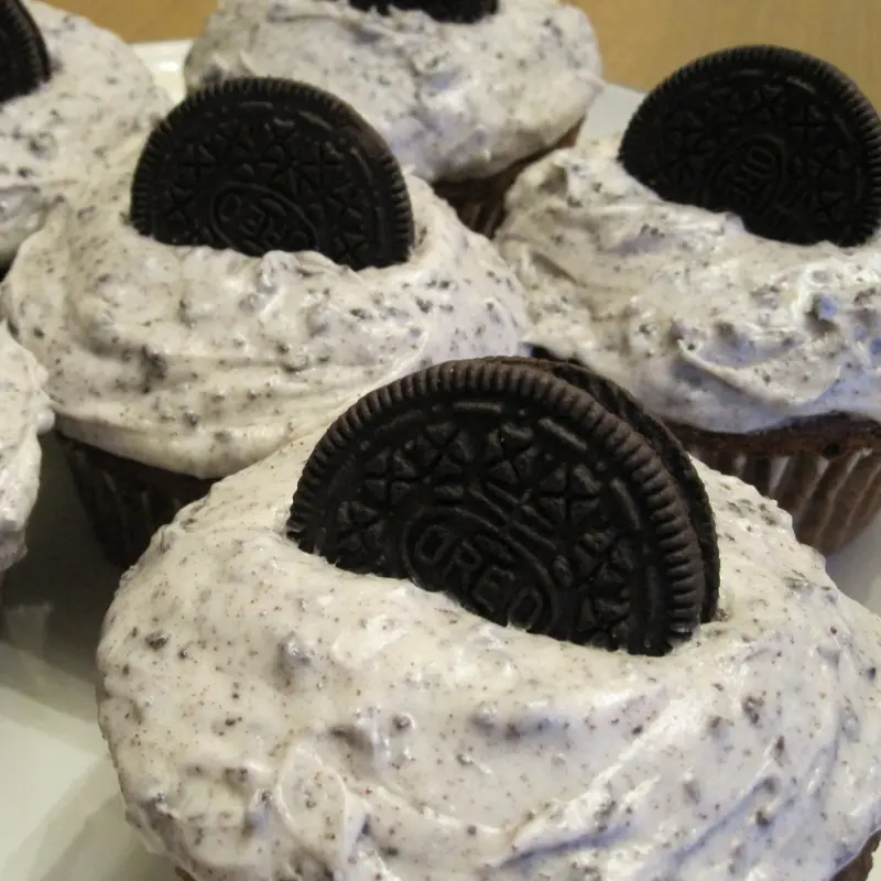 Oreo Cream Cupcakes with Oreo Frosting