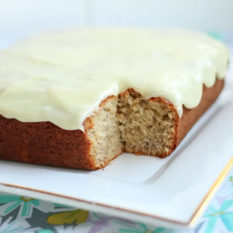 Banana Sour Cream Cake With White Chocolate Frosting