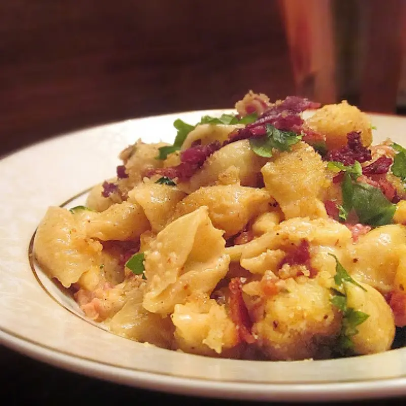 Beer and Bacon Mac and Cheese