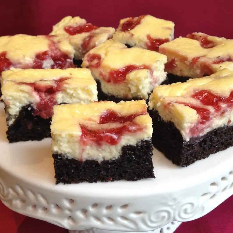 Strawberry Cheesecake Brownies