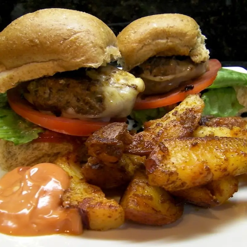 Jalapeno Cheddar Sliders with Twice-Cooked Fries