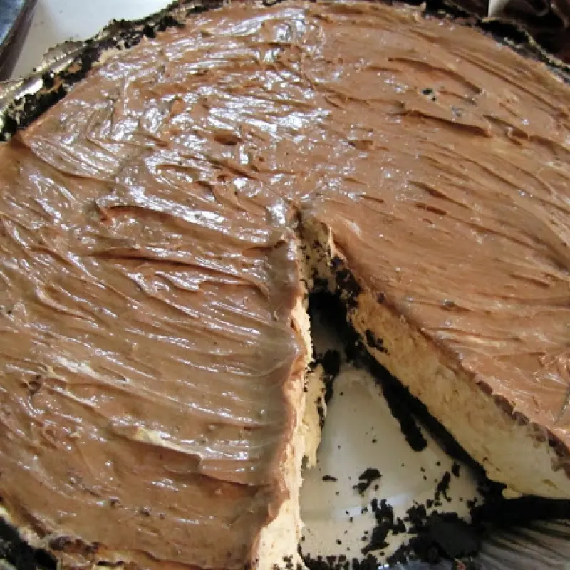 Peanut Butter Pie with Fudge Topping