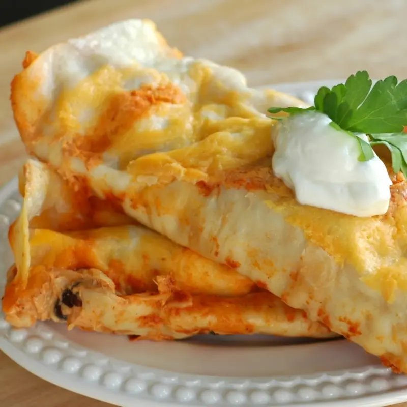 Creamy Chicken Enchiladas