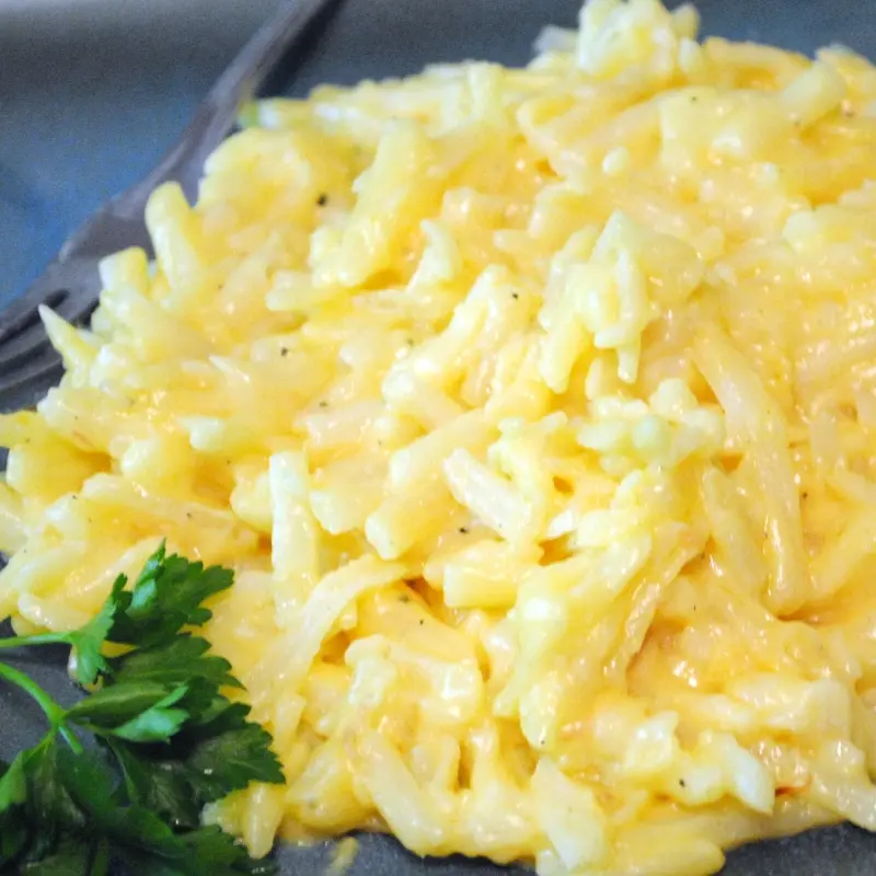 Crock Pot Cheesy Potatoes